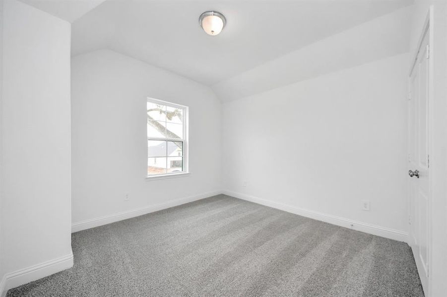 Spacious, unfurnished interior of a new home in Sienna: Signature Series, Missouri City (Image 37). Spacious, unfurnished interior of a new home in Sienna: Signature Series, Missouri City (Image 37).