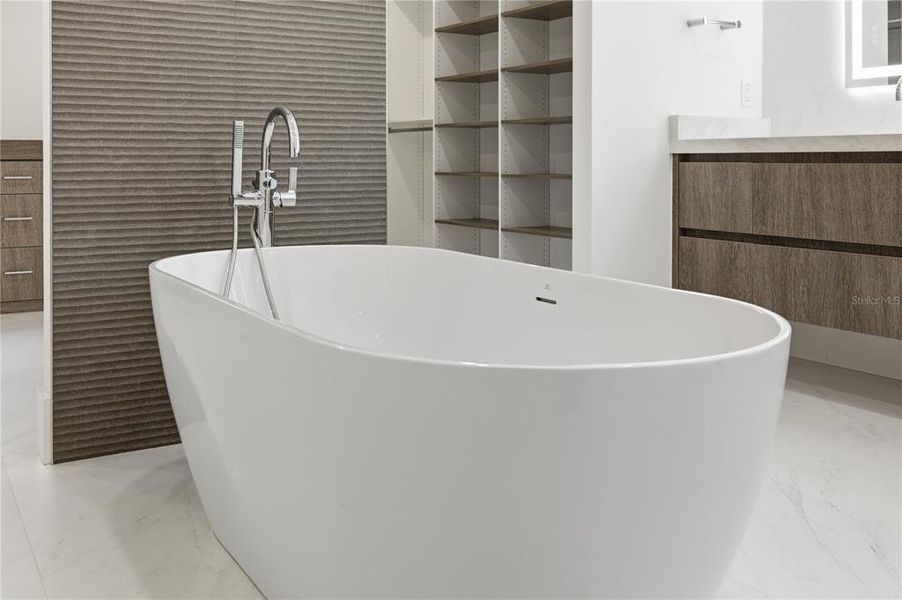 Close-up of interior finishes inside a home in , Tampa (Image 53).