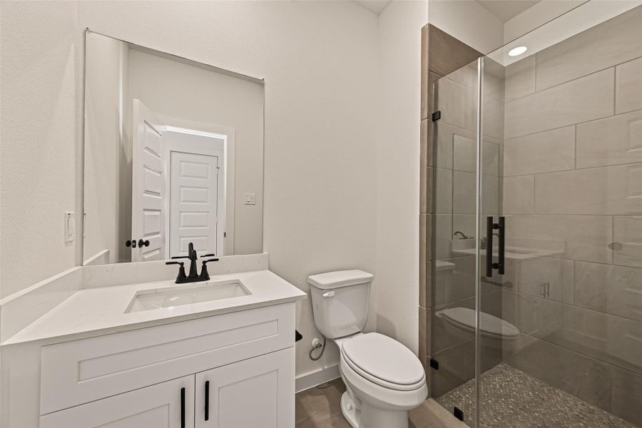 Furnished interior view inside a new home in Foxtail Palms, Manvel (Image 15). Furnished interior view inside a new home in Foxtail Palms, Manvel (Image 15).