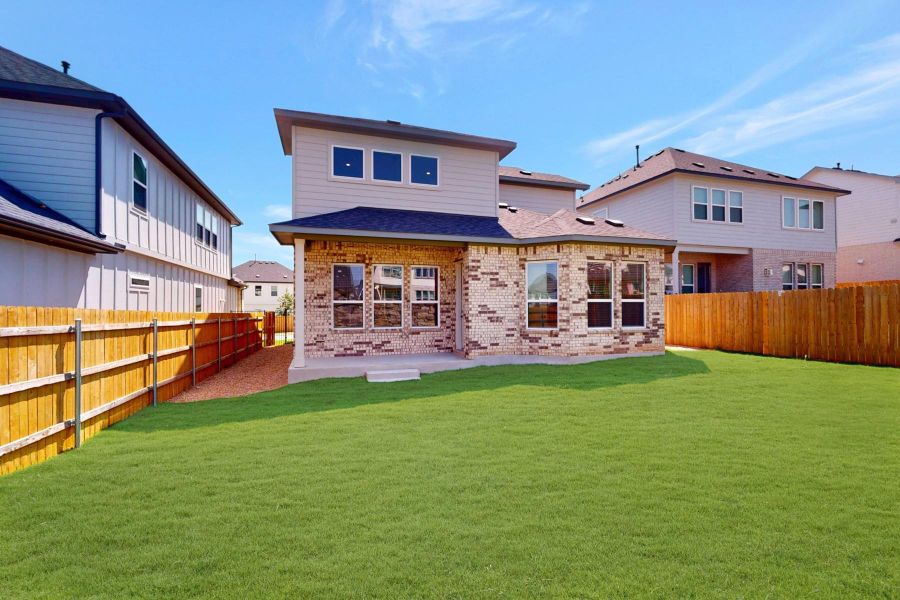 Exterior details and patio area of a home in Cascades at Onion Creek, Austin (Image 19).