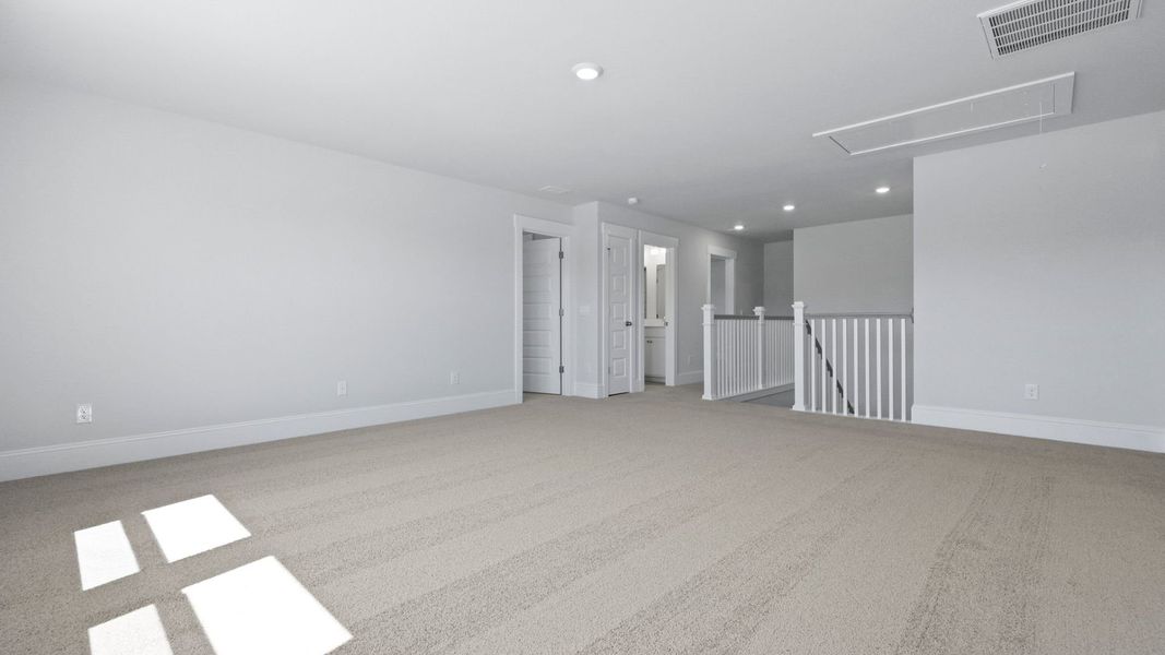 Representative unfurnished interior of a home built from the HARBOR OAK by D.R. Horton in Berkeley Bay, Ridgeville (Image 25). Representative unfurnished interior of a home built from the HARBOR OAK by D.R. Horton in Berkeley Bay, Ridgeville (Image 25).