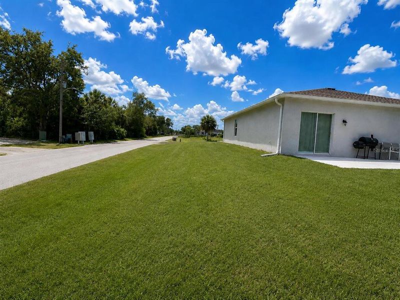 Exterior details and patio area of a home in , Punta Gorda (Image 25).