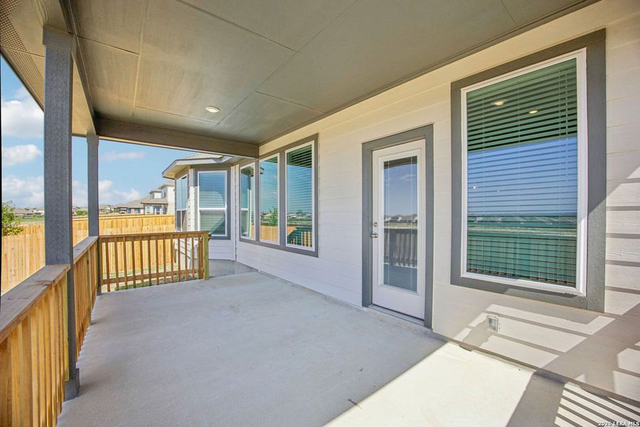 Exterior details and patio area of a home in Sagebrooke - Classic Series, San Antonio (Image 4).