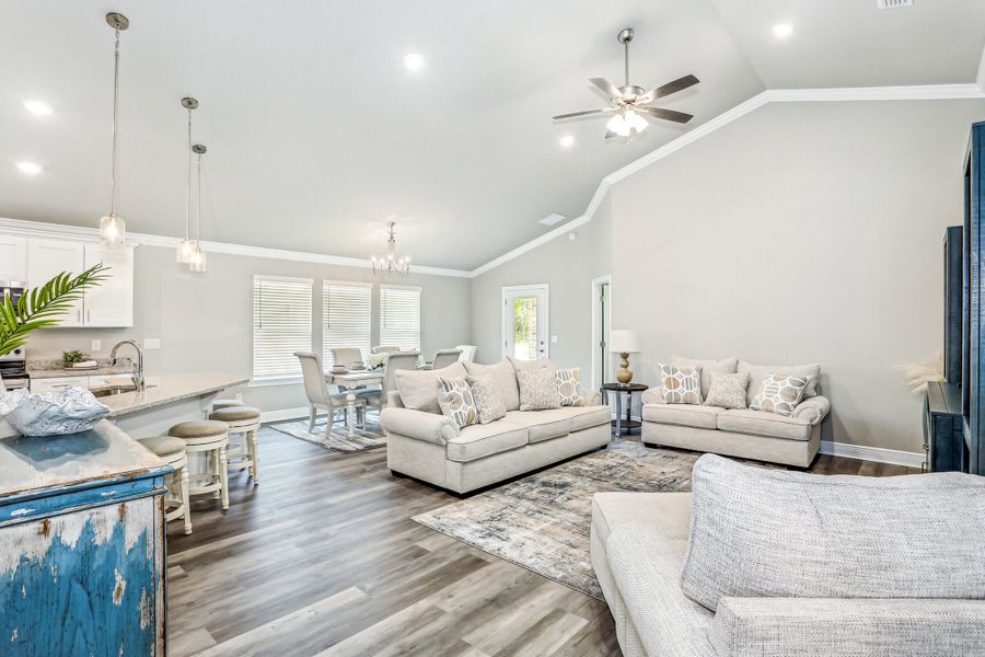 8739 Daryl Dr-5 8739 Daryl Dr-5