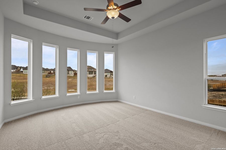 Spacious, unfurnished interior of a new home in Homestead, Schertz (Image 18).