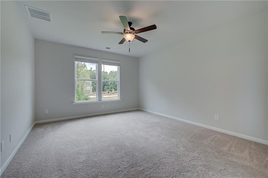 Spacious, unfurnished interior of a new home in Kingston, Locust Grove (Image 21).