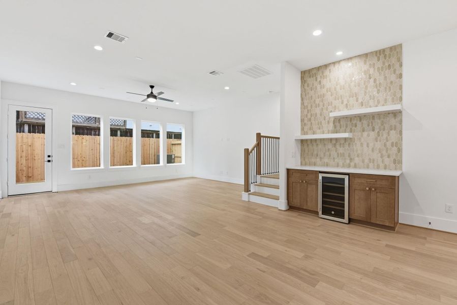 Spacious, unfurnished interior of a new home in , Houston (Image 20).