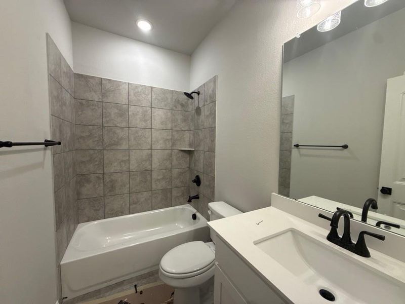 Furnished interior view inside a new home in Morningstar, Aledo (Image 6).