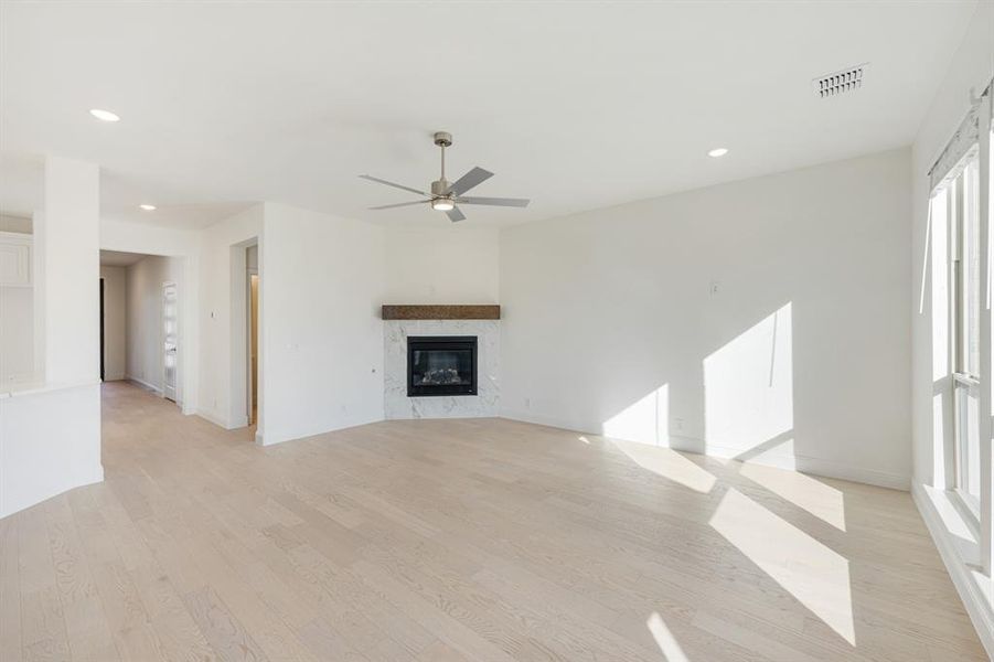 Spacious, unfurnished interior of a new home in Union Park Classic 55, Little Elm (Image 37).