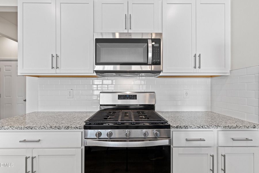 29-341 Red Brick St_3431