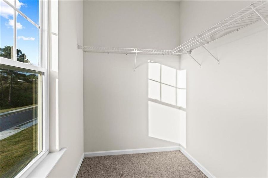 Spacious, unfurnished interior of a new home in Garrett Preserve, Hiram (Image 23).