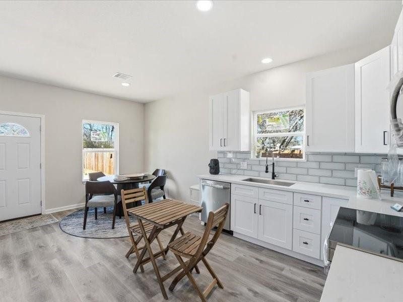 Furnished interior view inside a new home in , Houston (Image 16).
