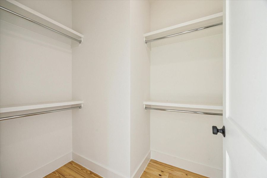 Spacious, unfurnished interior of a new home in , Bellville (Image 23).