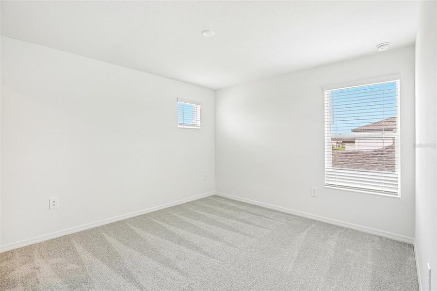 Spacious, unfurnished interior of a new home in Southpointe, Palmetto (Image 18). Spacious, unfurnished interior of a new home in Southpointe, Palmetto (Image 18).