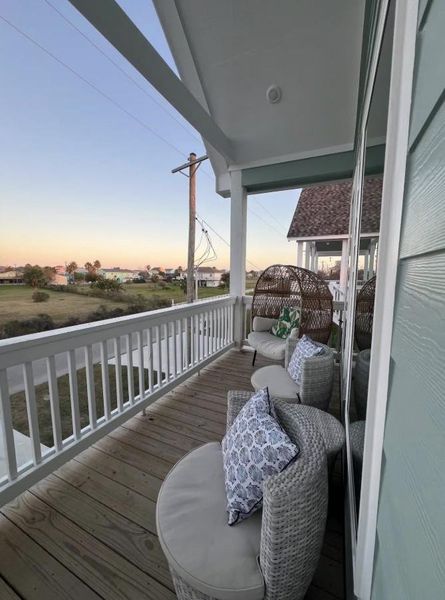 Exterior details and patio area of a home in , Crystal Beach (Image 3).