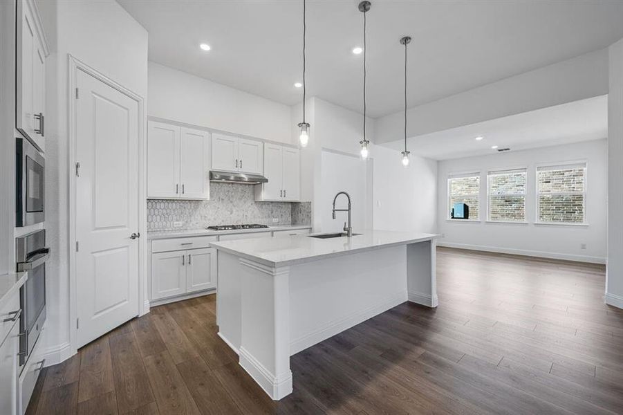 331 Trillium Street ~ Ready Now! 331 Trillium Street ~ Ready Now!