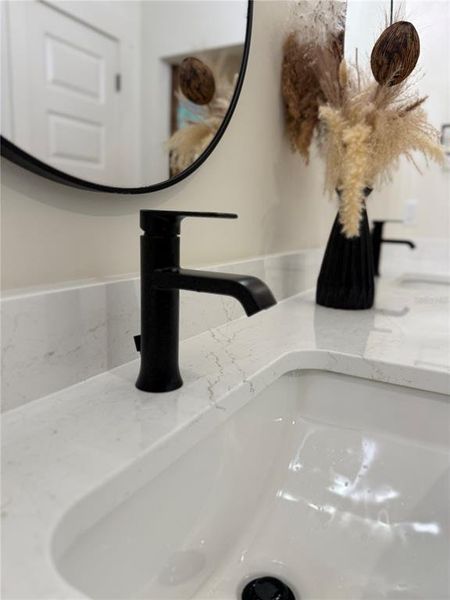 Close-up of interior finishes inside a home in , High Springs (Image 20).