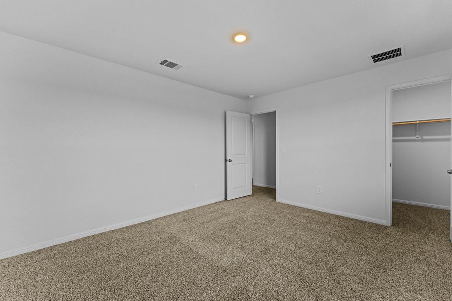 Spacious, unfurnished interior of a new home in Bar W Ranch, Georgetown (Image 29). Spacious, unfurnished interior of a new home in Bar W Ranch, Georgetown (Image 29).