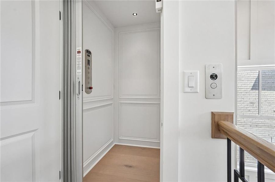 Image 71 of a home in Park Walke.