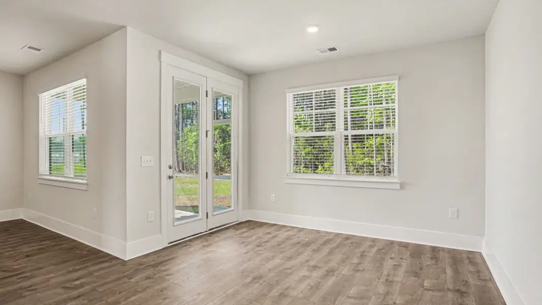 Spacious, unfurnished interior of a new home in Maple Grove, Conway (Image 8).