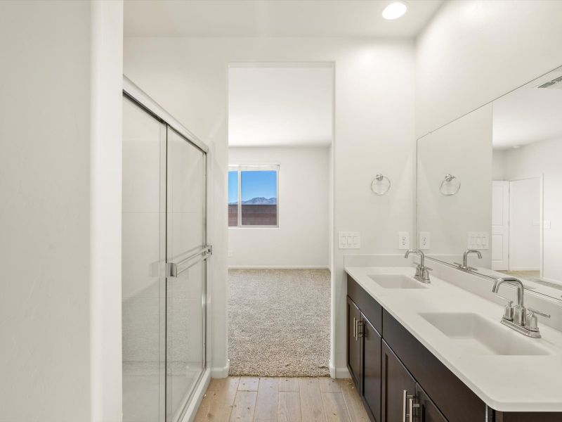 Welcome to the 1320 floorplan image taken at Fieldstone at Gladden Farms in Marana, AZ. Welcome to the 1320 floorplan image taken at Fieldstone at Gladden Farms in Marana, AZ.