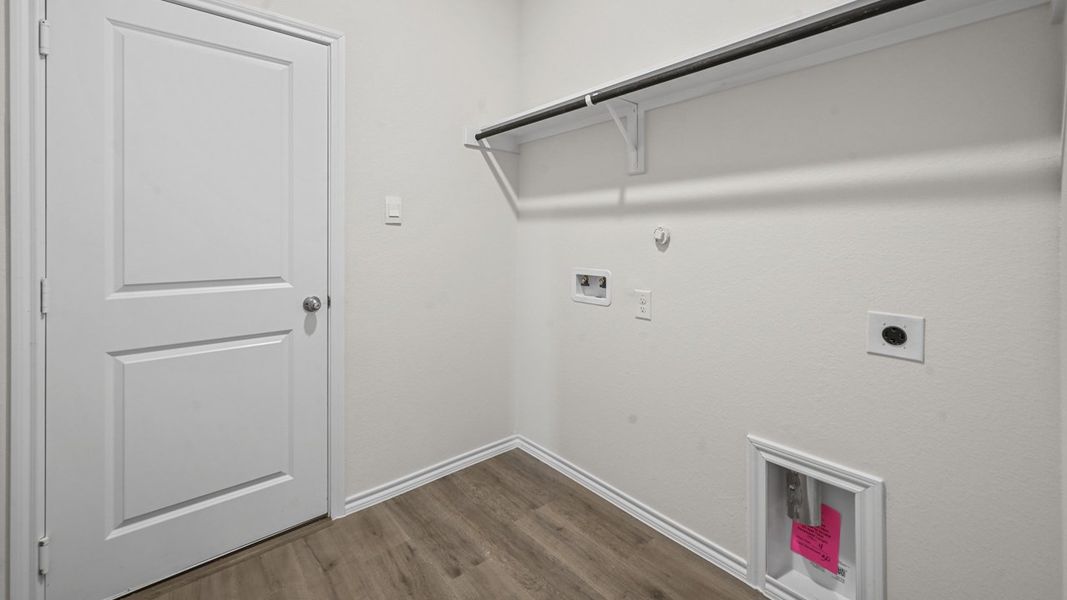 Spacious, unfurnished interior of a new home in Wildcat Ranch, Crandall (Image 32). Spacious, unfurnished interior of a new home in Wildcat Ranch, Crandall (Image 32).