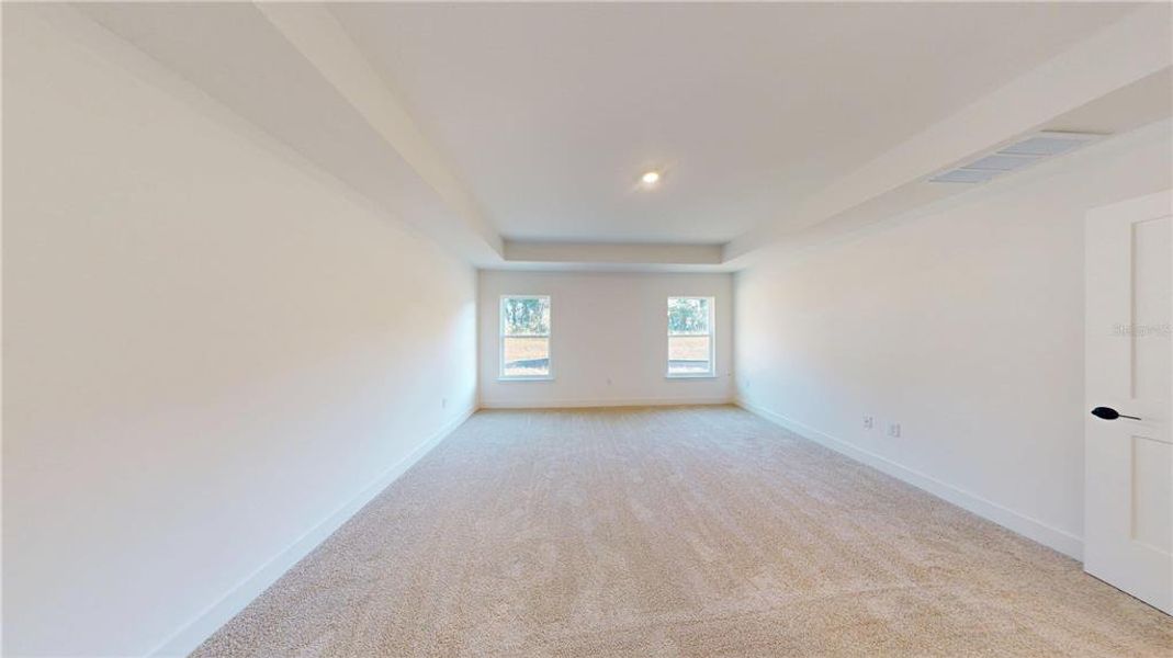 Spacious, unfurnished interior of a new home in , Alachua (Image 35).