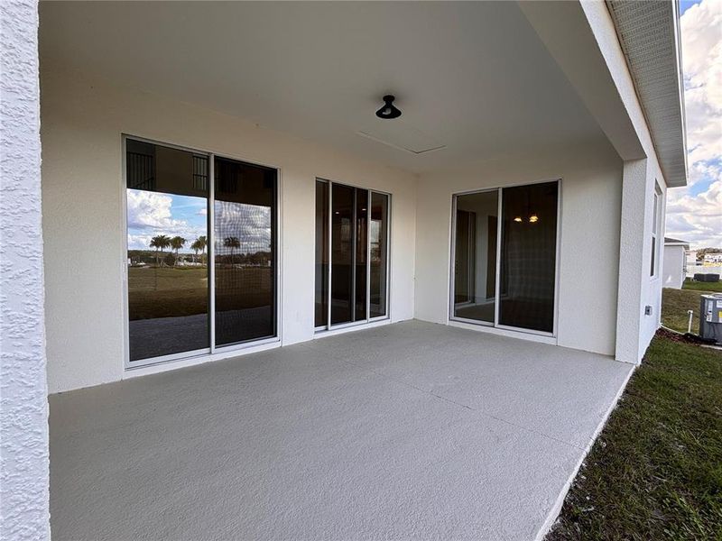 Exterior details and patio area of a home in , Groveland (Image 3).