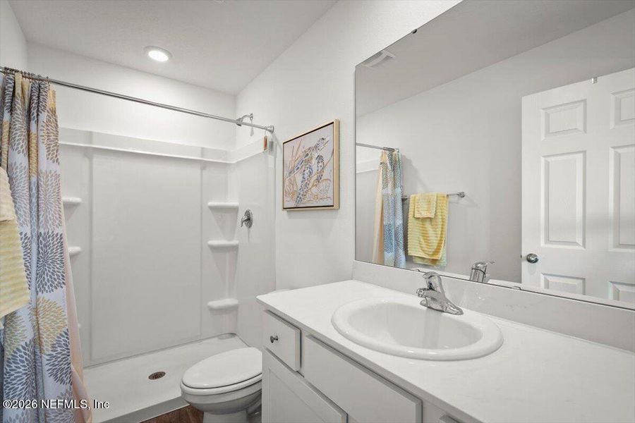 Furnished interior view inside a new home in , Middleburg (Image 18).