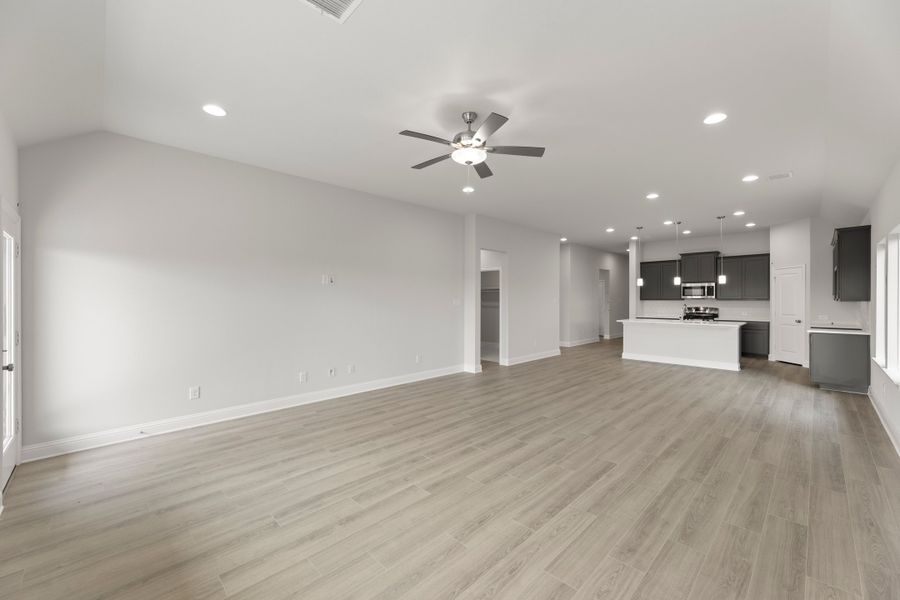 Spacious, unfurnished interior of a new home in Walden Pond, Forney (Image 13). Spacious, unfurnished interior of a new home in Walden Pond, Forney (Image 13).