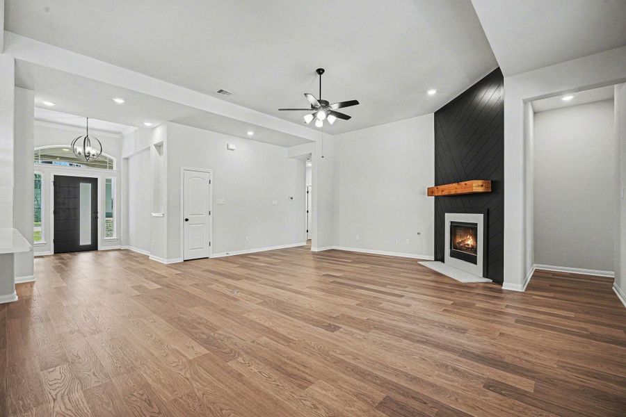 Spacious, unfurnished interior of a new home in Encino Estates, Dayton (Image 21).