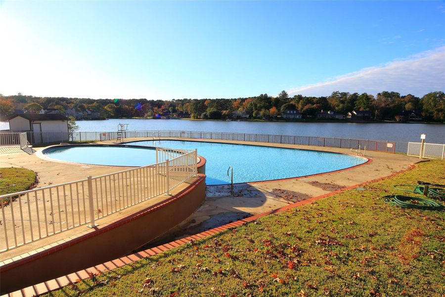 Community amenities in , Huntsville (Image 33).