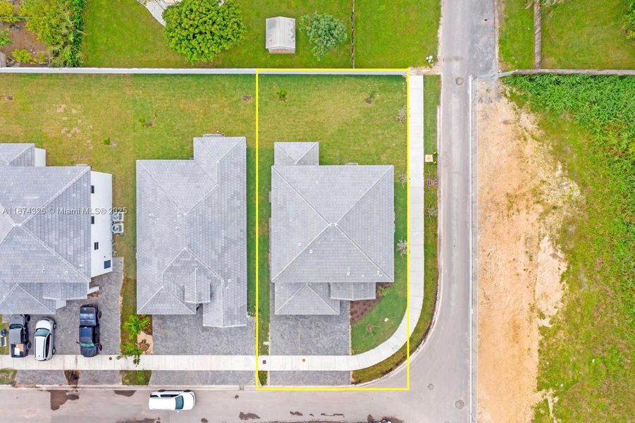 Furnished interior view inside a new home in , Miami (Image 10). Furnished interior view inside a new home in , Miami (Image 10).