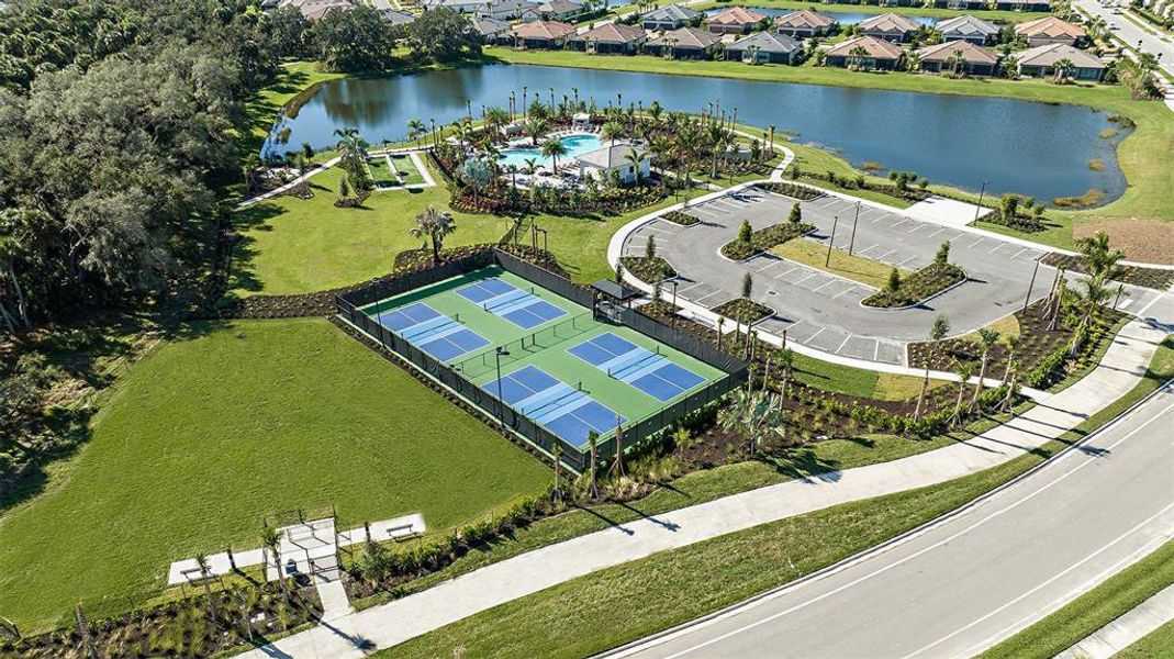 Community amenities in Skye Ranch Community Group Page, Sarasota (Image 16).