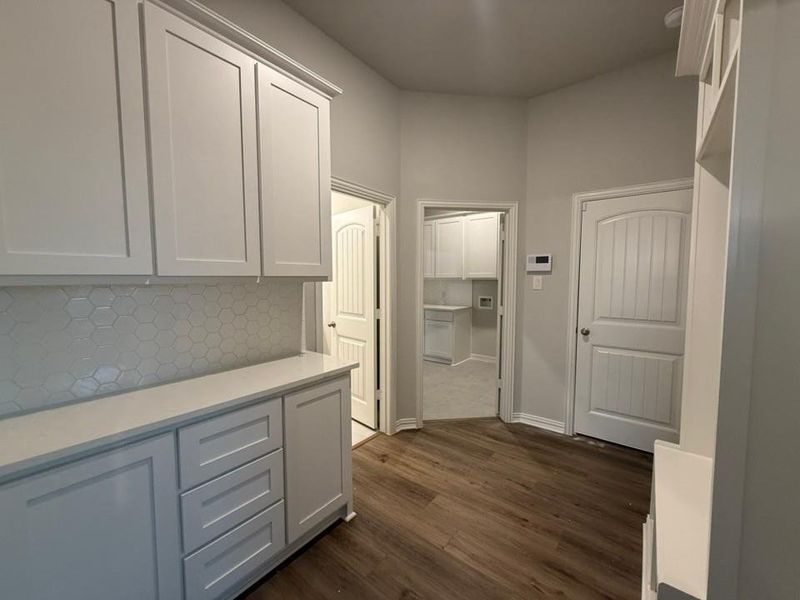 Furnished interior view inside a new home in Parker Heights, Valley View (Image 8). Furnished interior view inside a new home in Parker Heights, Valley View (Image 8).