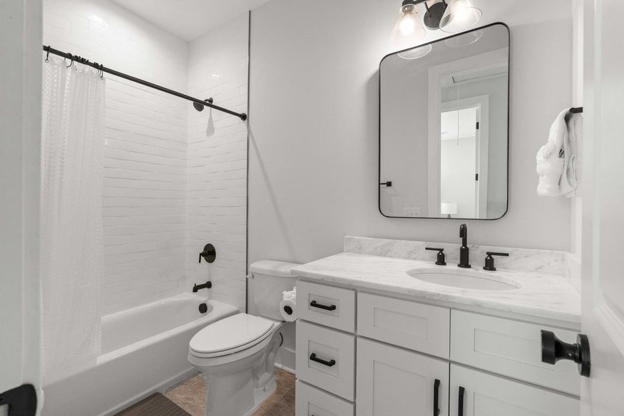 Furnished interior view inside a new home in , Charleston (Image 25).