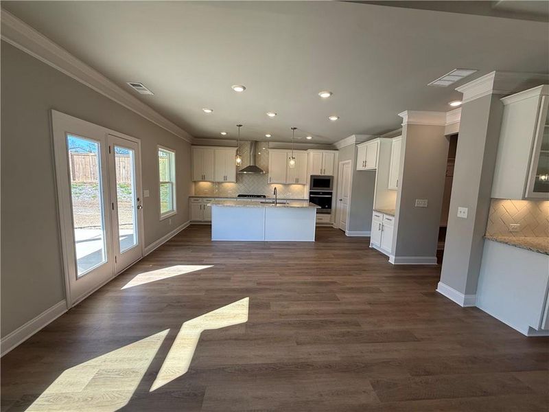 Spacious, unfurnished interior of a new home in Hidden Fields, Hoschton (Image 18).