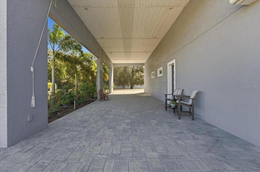 Exterior details and patio area of a home in , Polk City (Image 3).