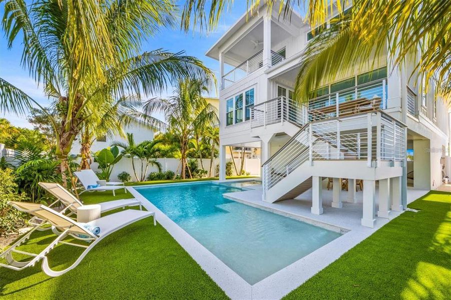 Exterior details and patio area of a home in , Anna Maria (Image 26).