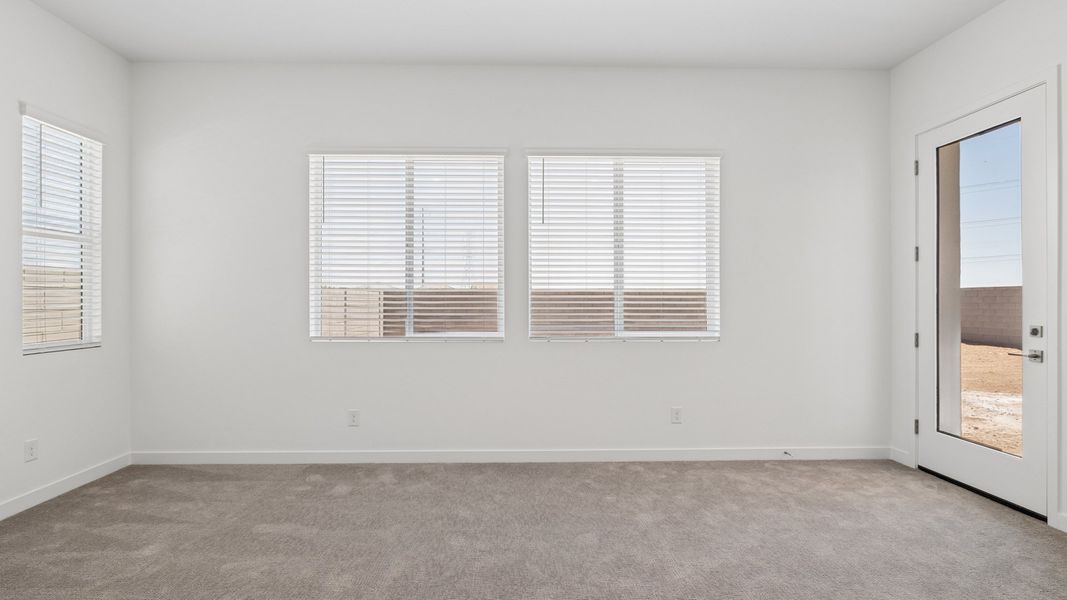 Spacious, unfurnished interior of a new home in The Ridge at Stone Butte, Phoenix (Image 30).