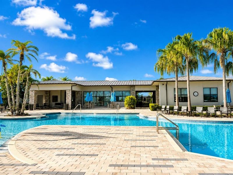 Community amenities in , Groveland (Image 34).