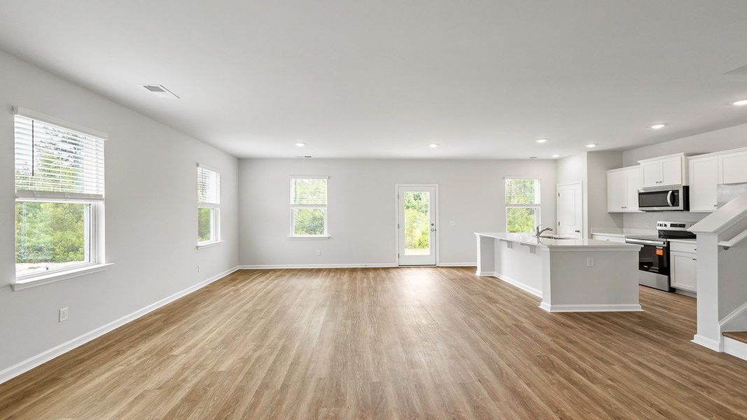Spacious, unfurnished interior of a new home in Sheep Island, Summerville (Image 9). Spacious, unfurnished interior of a new home in Sheep Island, Summerville (Image 9).