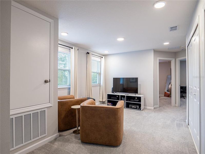 Furnished interior view inside a new home in Towns at Tuskawilla Commons, Oviedo (Image 11).