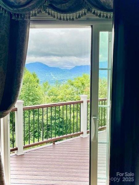 Exterior details and patio area of a home in , Waynesville (Image 1).