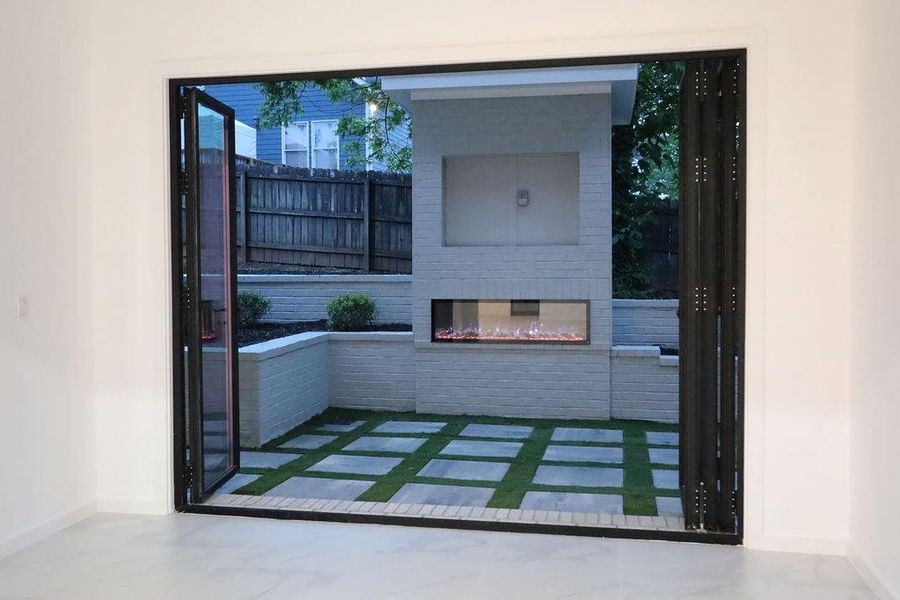 Exterior details and patio area of a home in , Scottdale (Image 25).