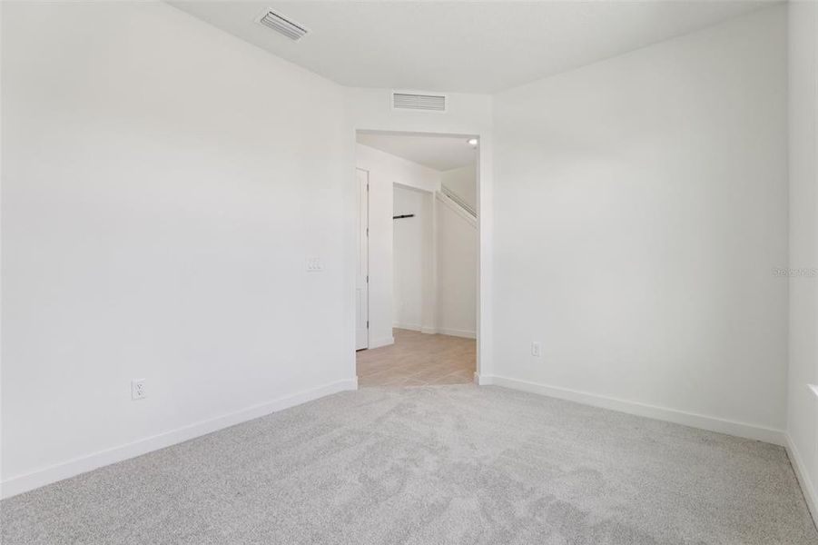 Spacious, unfurnished interior of a new home in Trinity Place, St. Cloud (Image 17).