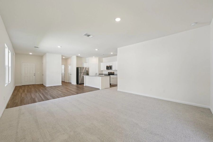 Representative unfurnished interior of a home built from the Glimmer by Starlight Homes in Cordova Trails, Seguin (Image 14).
