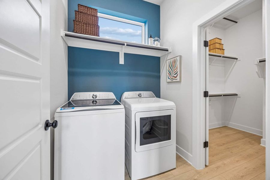 Furnished interior view inside a new home in Las Lomas, Forney (Image 19).