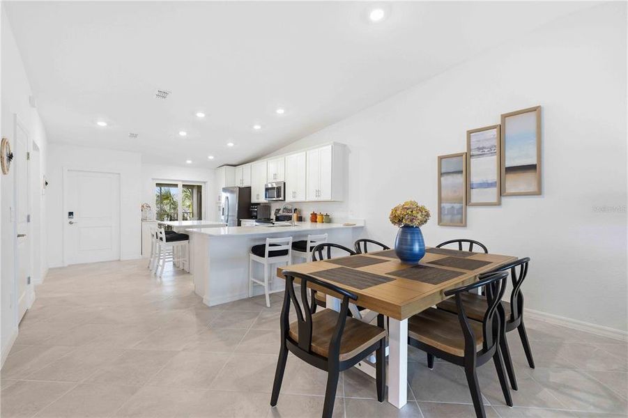 Furnished interior view inside a new home in , Venice (Image 10).