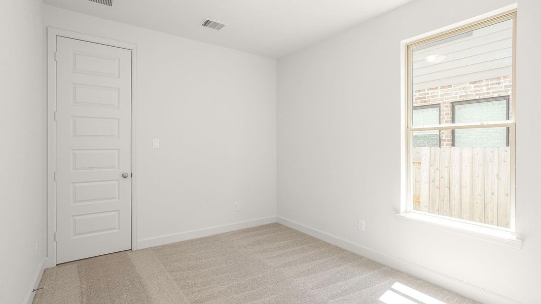 Spacious, unfurnished interior of a new home in Audubon, Magnolia (Image 8).